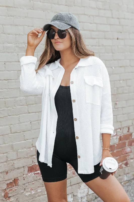 Women's Blouse with Mid-LengthWhite Waffle Knit Shacket