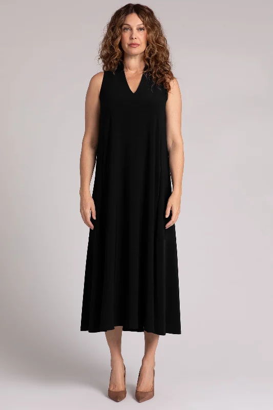 Women's U-Back DressesSleeveless Deep V Maxi Dress | Black