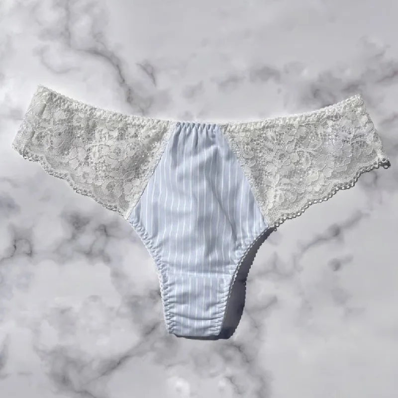 seamless lace boyshortsBlue Star White Thong