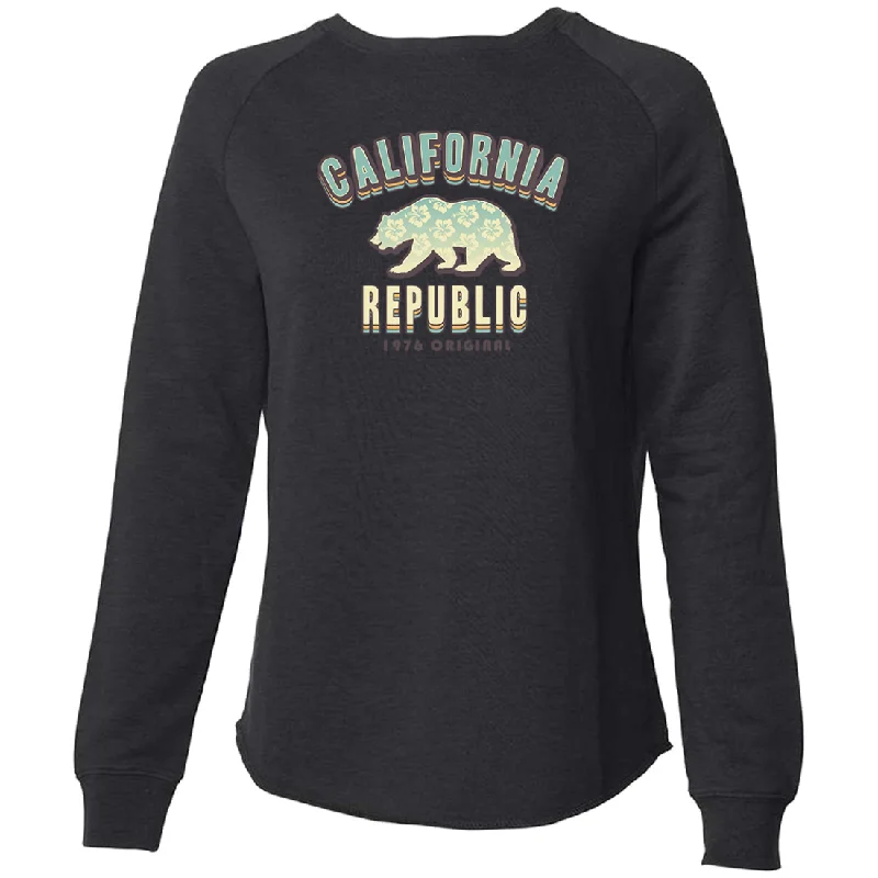 Women's HoodiesCalifornia Republic 1976 Bear Super Soft Crewneck Sweater