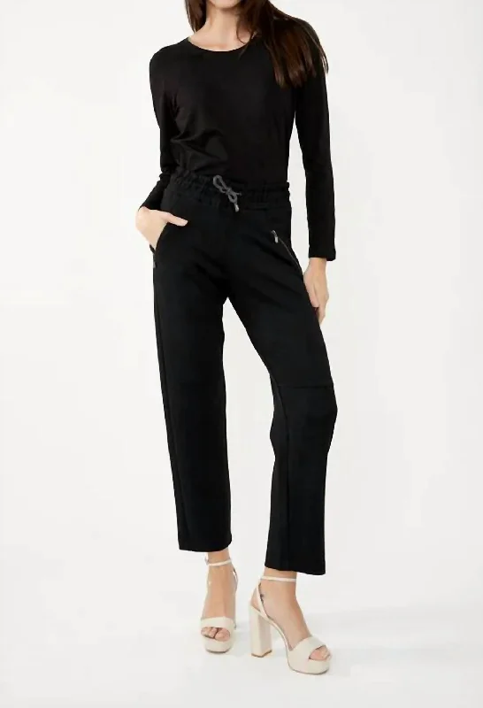 Women's Cargo PantsKnit Pant In Black