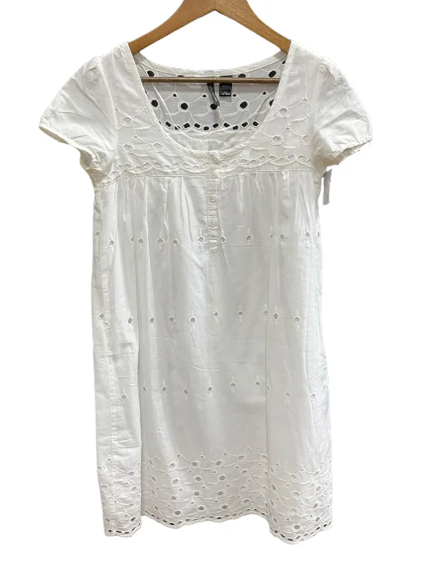 Women's Narrow-Neck DressesWhite Dress Casual Short Mng, Size S